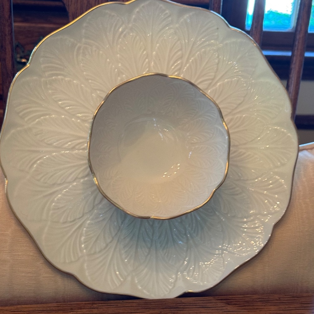 **LOOK!!!! PRICE DROP!! Lenox Greenfield Collection Chip & Dip piece- PRISTINE** - Picture 8 of 9